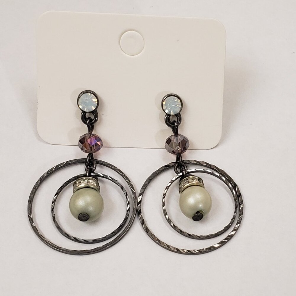 Gunmetal, pearl, pink, clear, rhinestone dangle pierced vintage earrings